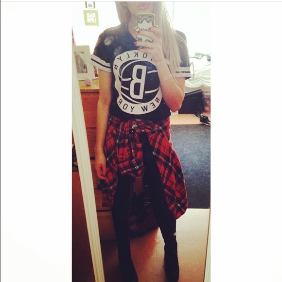 Brooklyn Nets Mesh Jersey Style Top - Picture 2 of 3