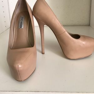 Nude platform shoes