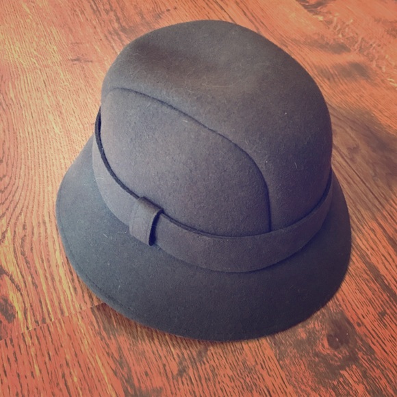 J. Crew Accessories - ❤️FINAL SALE❤️ J. Crew Wool Hat