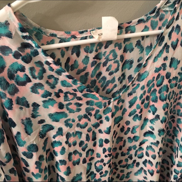 Leopard top - Picture 3 of 4