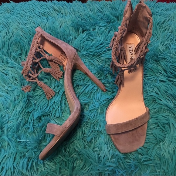 Steve Madden strappy heels - Picture 2 of 4