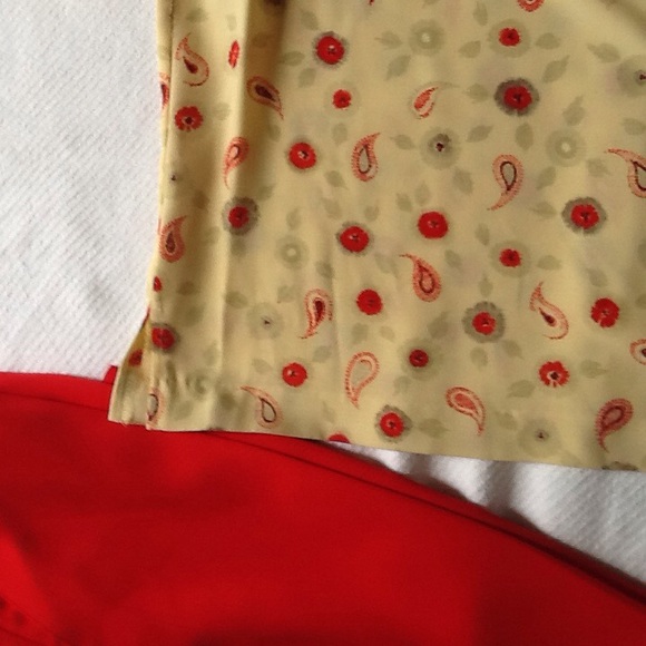 Red pants, elastic waist, side pockets Large - Picture 3 of 3