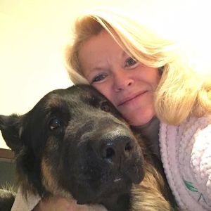 Meet your Posher, Regina