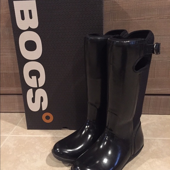 Sold-Not Available BOGS- Stylish Snow/Rain Boots