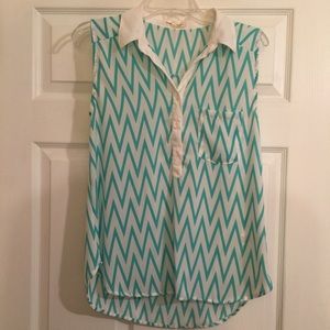Chevron sleeveless top
