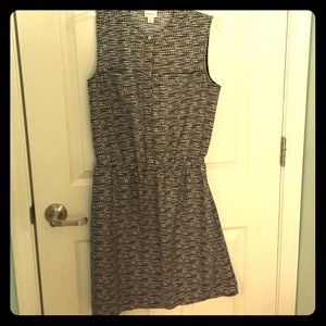 Black and white sleeveless dress