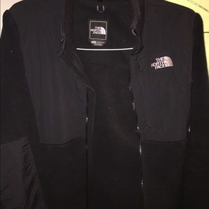 Black North Face Women's Denali 2 Fleece Jacket