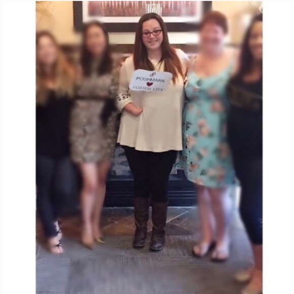 LAST ONE! (Plus) Polka dot tunic - Picture 3 of 3