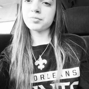 Meet your Posher, Danielle