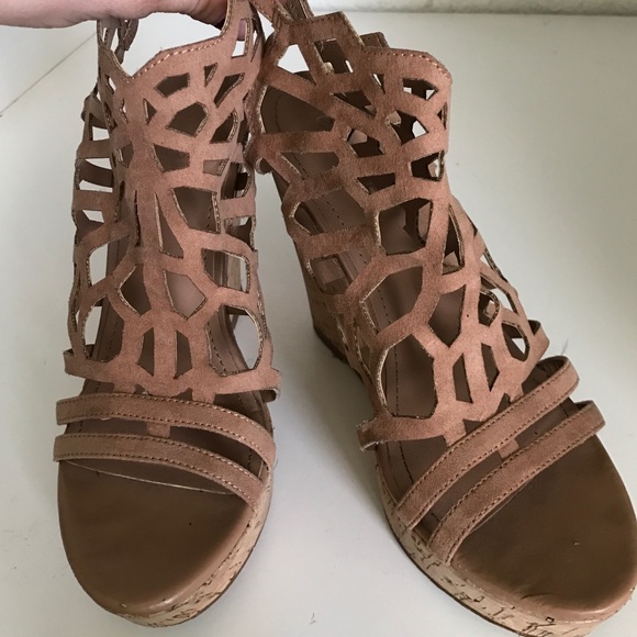 Nude cork wedges