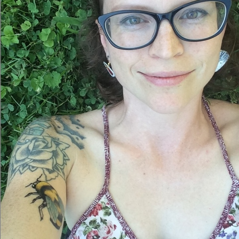 Meet your Posher, Danae