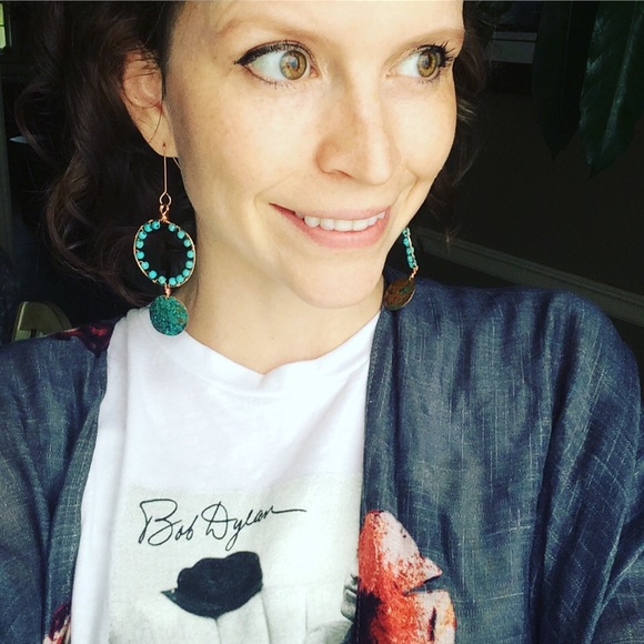 Meet your Posher, Danae - Picture 2 of 3