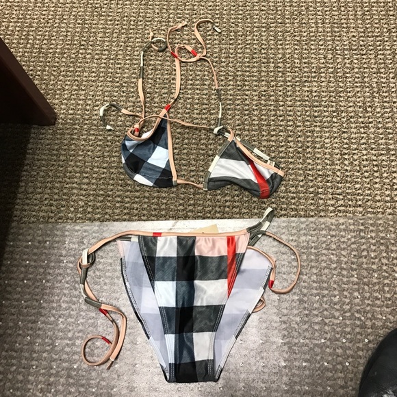 Burberry bikini