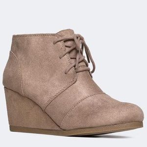 NIB! J. Adams Beige/Tan Suede Wedge Ankle Booties