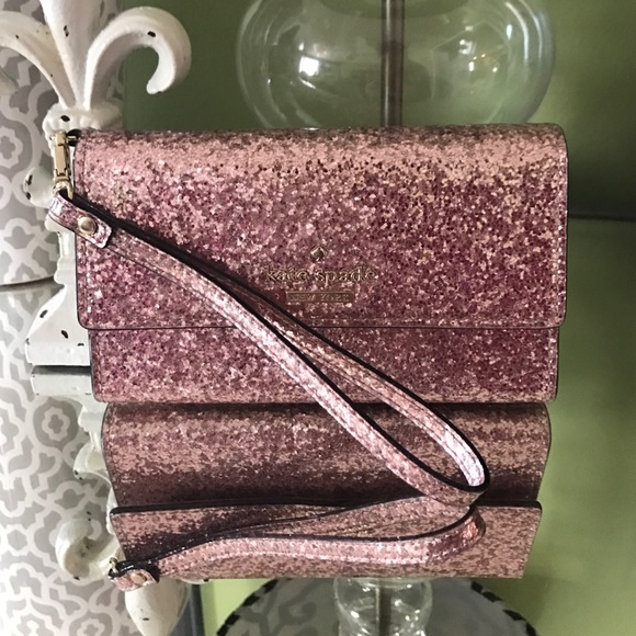 Kate Spade ♠️ Glitterbug iPhone6 Wristlet