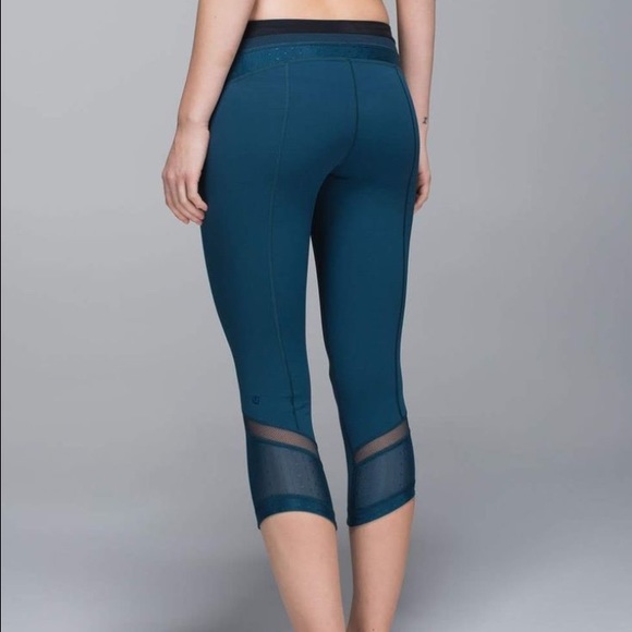 lululemon athletica Pants - Lululemon crop pants
