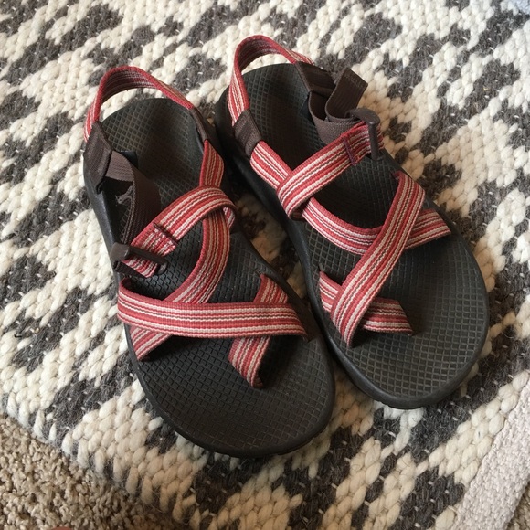 Red Z1 chacos size 6