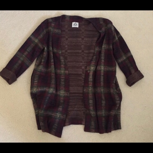 UNIF nevermind duster