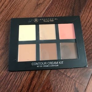 Anastasia Beverly Hills Contour Kit