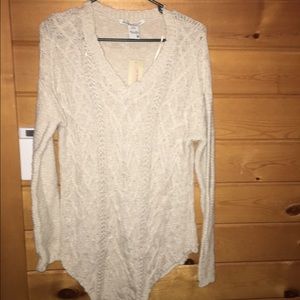 Never worn knotted sweater