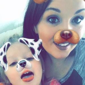 Meet your Posher, Crystal