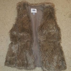 Fur vest