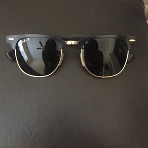 Polarized ray bans