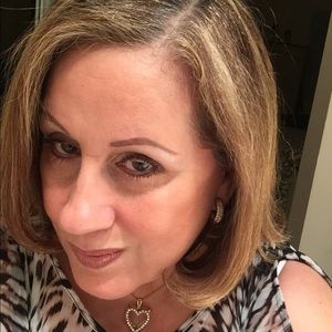 Meet your Posher, Lydia