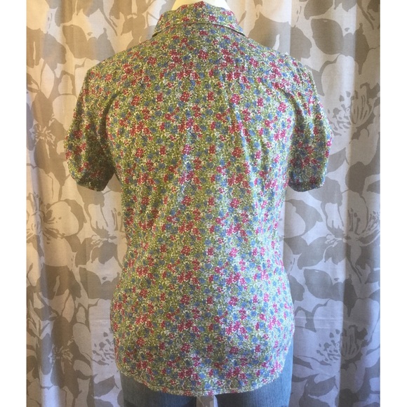 Tommy Hilfiger Button up top - Picture 4 of 4