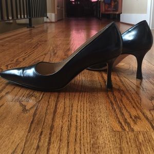 Manolo Blahnik Dark Navy Pumps