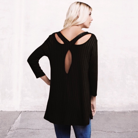 Black Crisscross Back Tunic - Picture 2 of 4