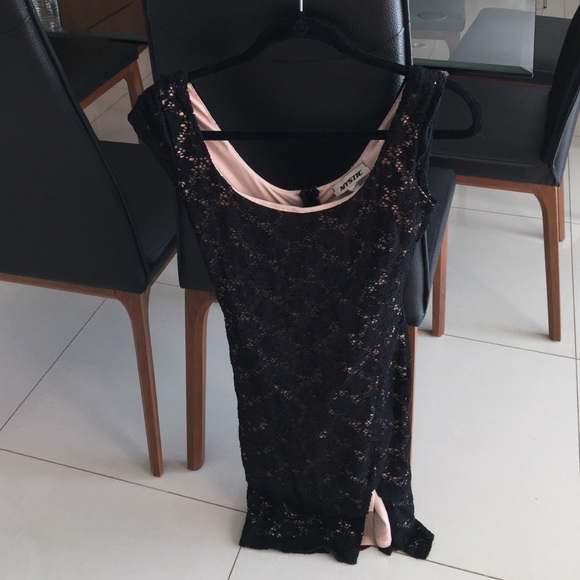 Mystic ...Black mesh over tan!