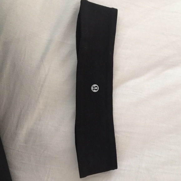 Lululemon Headband!!