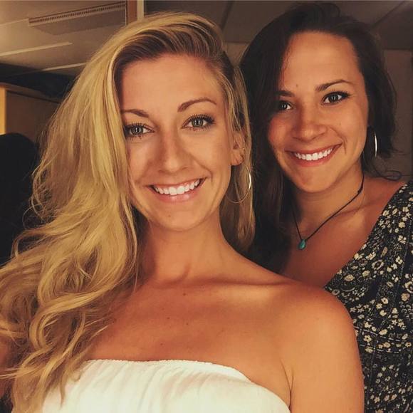 Meet your Posher, Holly - Picture 1 of 1