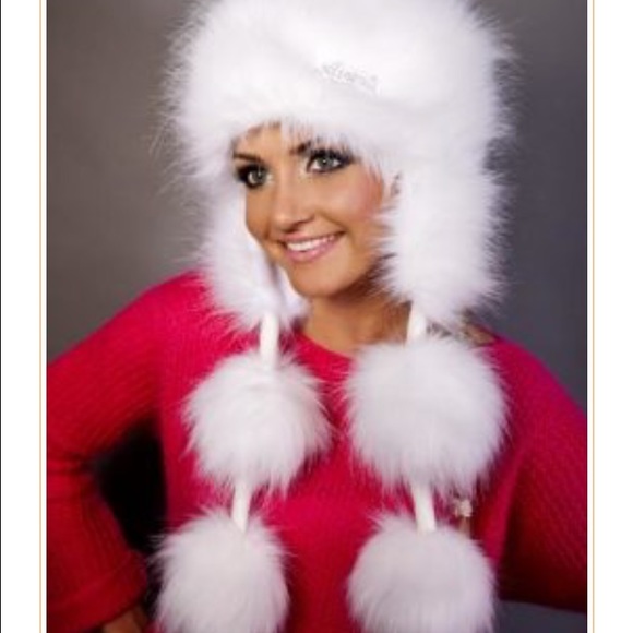 Avanti Wear Poodle style Pom-Pom hats