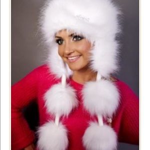 Avanti Wear Poodle style Pom-Pom hats