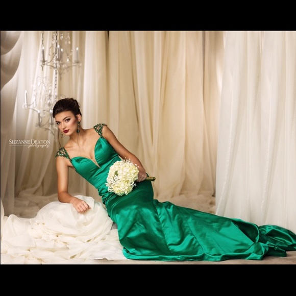 Size 2 Sherri Hill 2016 Prom Dress - Picture 1 of 5