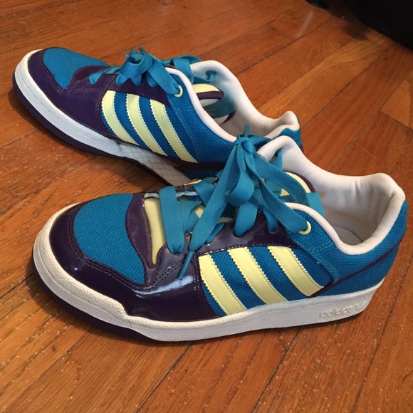 Adidas Shoes - 🚫Sold🚫Adidas sneakers size 9.5