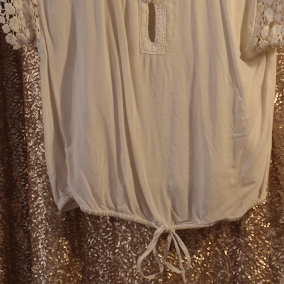 Drawstring Crop Top - Picture 2 of 2