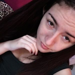 Meet your Posher, Alana