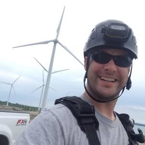 Meet your Posher, Chris