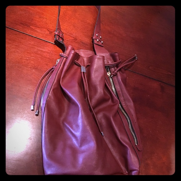 Zara leather bag burgundy excellent condition