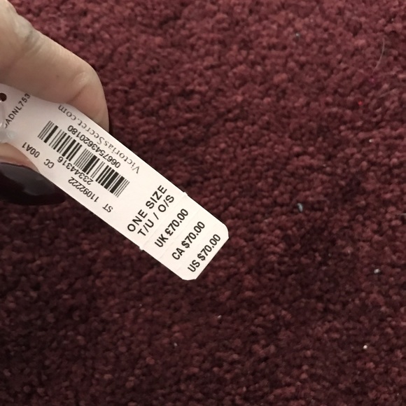 PRICE DROP Victoria Secret Silver Shoulder Bag - Picture 2 of 3