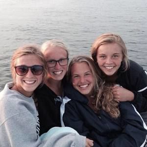 Meet your Posher, Anna