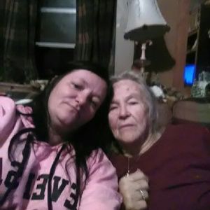 Meet your Posher, Vikki