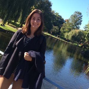 Meet your Posher, Ellie