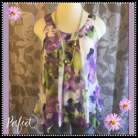 Zac & Rachel Shark Tail Top