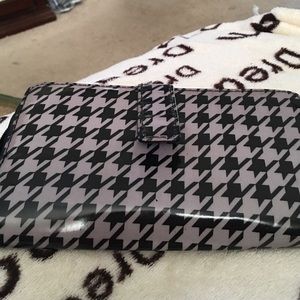 Gray and black houndstooth checkbook wallet