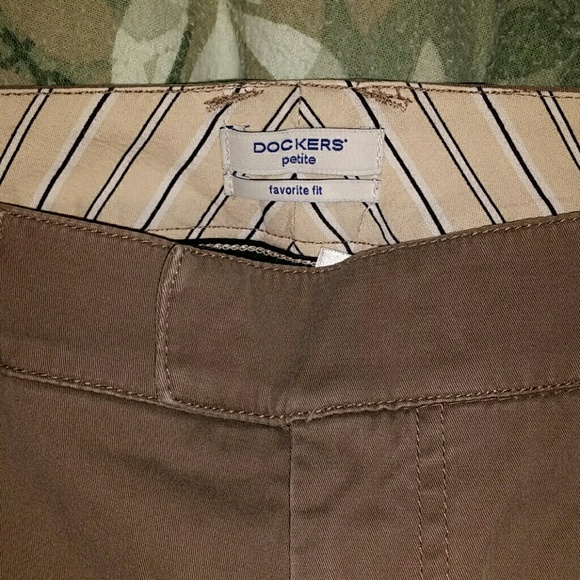 Dockers Favorite Fit khakis