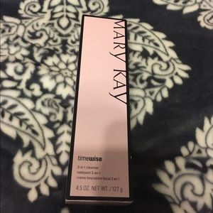 Timewise 3 in 1 cleanser